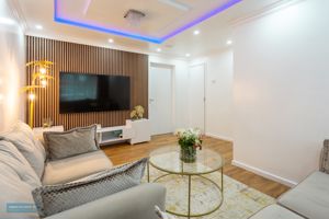 Sitting Room- click for photo gallery